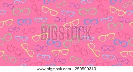 Vector Seamless Pattern With Sunglas. Summer Print. Vector Illustration. Modern Design For The Fabri