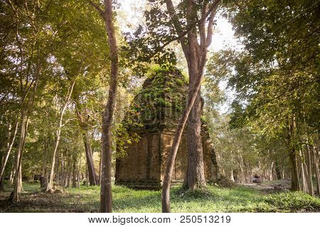 Cambodia Kampong Thom Sambor Prei Kuk Temple