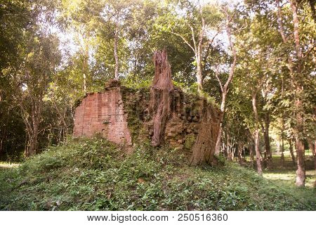 Cambodia Kampong Thom Sambor Prei Kuk Temple