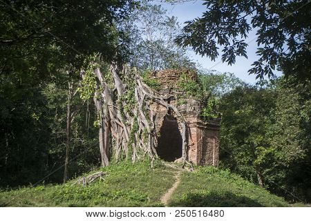 Cambodia Kampong Thom Sambor Prei Kuk Temple
