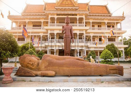 Cambodia Kampong Thom Wat Kampong Temple