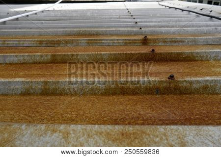 Metal Sheet Rust Is Caused By Non-standard Production.