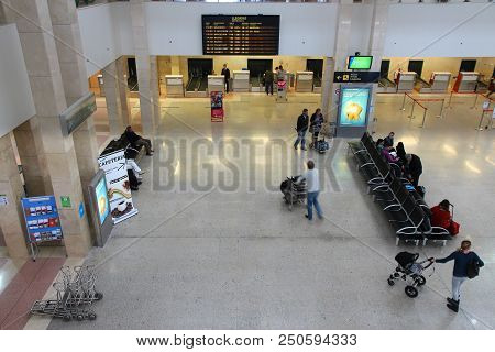 Jerez, Spain - November 5, 2012: Passengers Hurry At Jerez Airport In Spain. The Airport In Andalusi