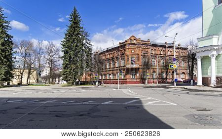 The Historical Center Of Smolensk, Russia. Old House, Built In Pseudo-russian Style. End Of April, A