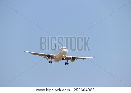 Amsterdam The Netherlands - July 22nd 2018: Ec-mfn Vueling Airbus A320-200 Final Approach To Schipho