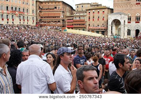 Siena, Italy - August 16, 2008: People Waiting For The Beginning Of The Horse Race