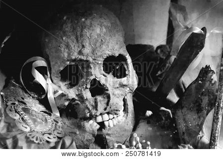 Skulls At The 