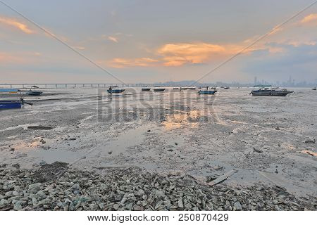 Sunset Beach In Hong Kong Lau Fau Shan