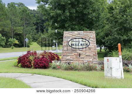 Tallahassee, Fl, Usa - July 16, 2018: Neighborhood Sign Along A Sidewalk And Street In Albermarle Ch
