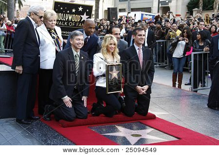 LOS ANGELES - NOV 8: Shakira, Eric Garcetti, Leron Gubler, her parents as she receives a star on the Hollywood Walk of Fame on November 8, 2011 in Los Angeles, California