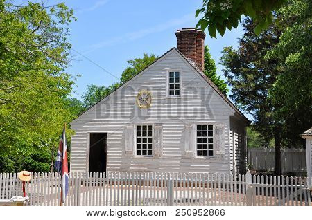 Williamsburg, Va, Usa - May 7, 2012: Antique Gunsmith On E Duke Of Gloucester Street In Colonial Wil
