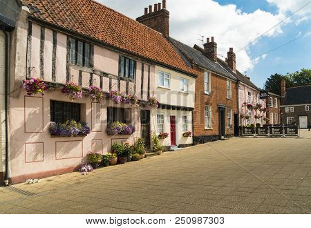 Beccles, Suffolk, Uk, July 2018 - Historic Buildings In Old Market In The Town Of Beccles, Suffolk, 