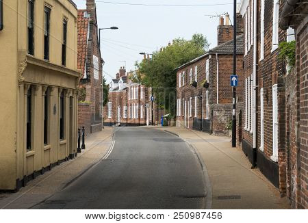 Beccles, Suffolk, Uk, July 2018 - Historic Buildings In Northgate In The Market Town Of Beccles, Suf