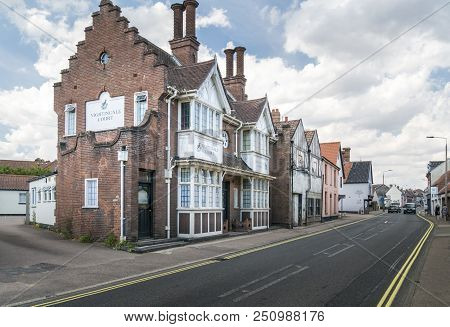 Beccles, Suffolk, Uk, July 2018 - Nightingale Court And Historic Buildings In Blyburgate, Beccles Su