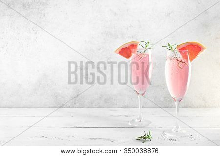 Grapefruit Mimosa Cocktail