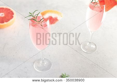 Grapefruit Mimosa Cocktail