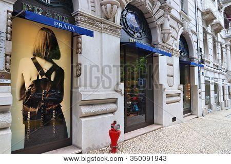 Lisbon, Portugal - June 6, 2018: Prada Shop At Avenida Da Liberdade (liberty Avenue) In Lisbon, Port