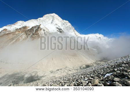 Mount Makalu, Barun Valley, Nepal Himalayas Mountains, Snow Covered Mount