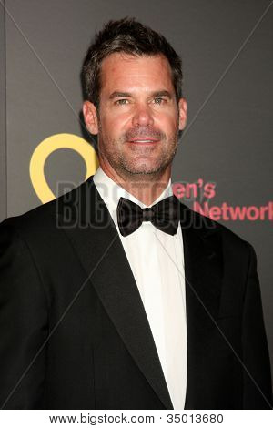 Las Vegas jun 19: Tuc Watkins, die Ankunft in der 38. tageszeiten Emmy Auszeichnungen am Hilton Hotel & Kasino o