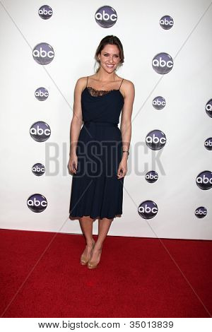LOS ANGELES - JAN 10: Jill wagner ankommer på Disney ABC Television Group TCA vinter 2011 Pres