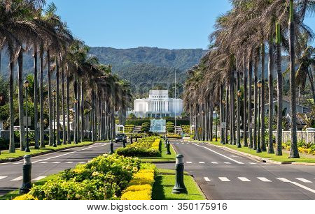 Laie, Hi - 24 January 2020: Entrance To The Laie Hawaii Temple Of The Church Of The Latter-day Saint