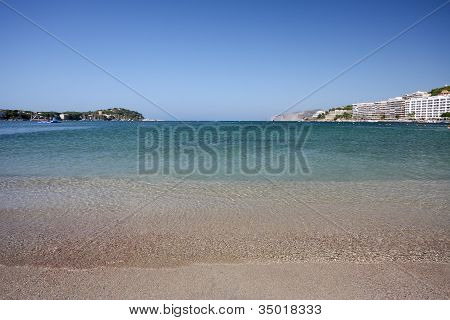 Praia e mar