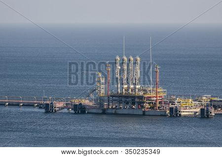 Lng Terminal -  Unloading Jetty For Large Tankers