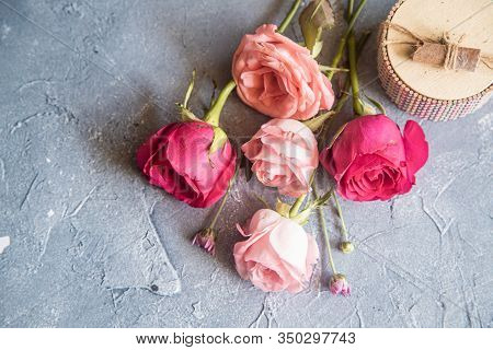 Bouquet Of Pink Roses On A Graybackground. Zero Waste Gift On Mothers Day. Womens Day Card. 8 March 