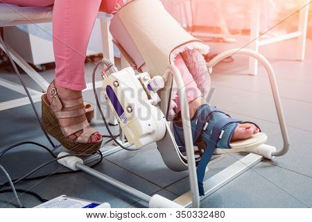 Patient On Cpm Machines, Continuous Passive Range Of Motion.