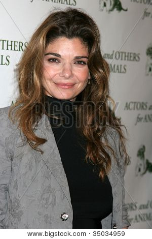LOS ANGELES - 9 kwietnia: Laura San Giacomo w zielonym pokoju rocznego 