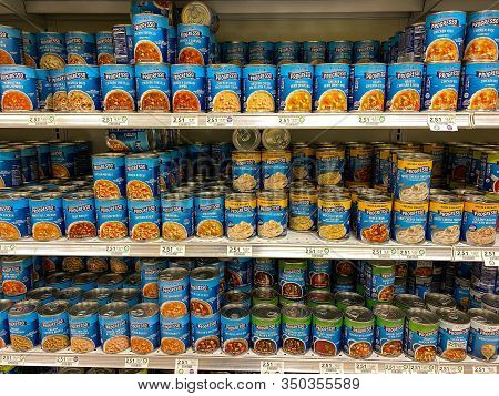 Orlando, Fl/usa-2/8/20: The Progresso Soup Aisle At A Publix Grocery Store With A Variety Of Progres