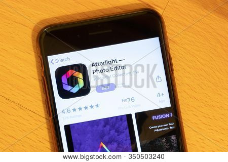 Los Angeles, California, Usa - 12 February 2020: Afterlight Photo Editor App Store Page Close Up , I