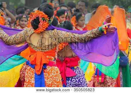 Kolkata, India- 1st March 2018: Girl Dancers,dressed In Colourful Sari (traditional Indian Dress) An