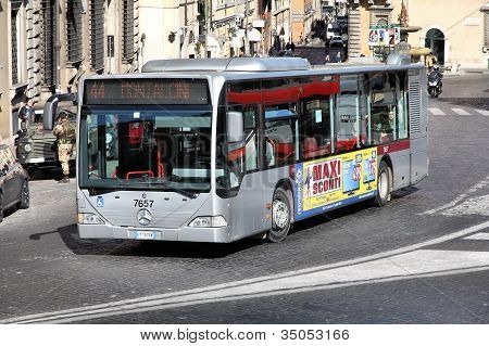 Rom-Stadtbus