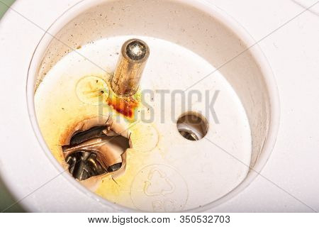 Overload Burned European Type White Electric Socket For 230v.
