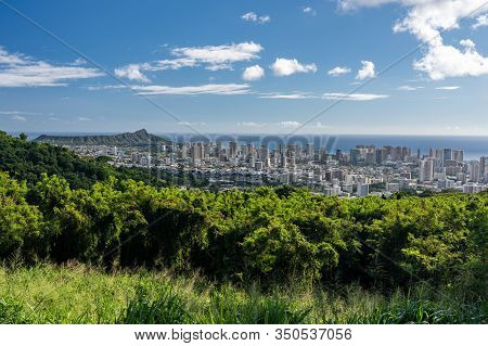 Wide Panoramic Image Of Waikiki, Honolulu And Diamond Head From The Tantalus Overlook On Oahu, Hawai