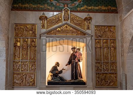 Alberobello, Italy - September 16, 2019: Altar In The Church Of Saint Anthony In Trulli Village In A