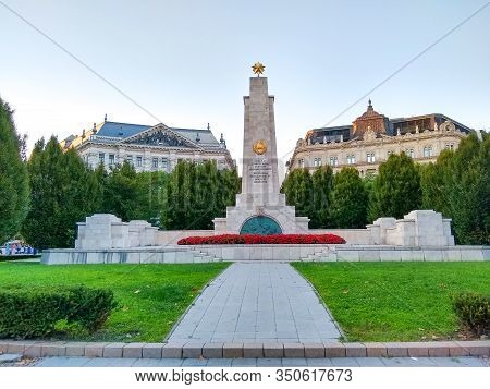 Budapest, Hungary - Sept. 6, 2018: Soviet War Memorial At Liberty Square In Budapest. Situated In A