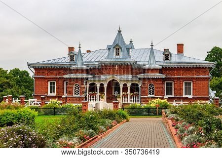 Shamordino Convent (convent Of St. Ambrose And Our Lady Of Kazan) Is A Stauropegial Russian Orthodox