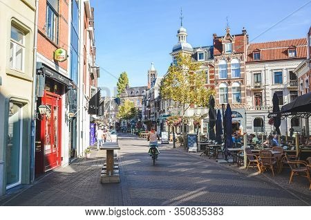 Venlo, Limburg, Netherlands - October 13, 2018: Street With Cafes, Restaurants, And Bars In The Hist