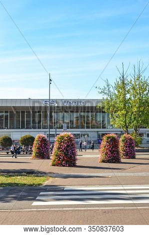 Venlo, Limburg, Netherlands - October 13, 2018: Zebra Crossing And Sidewalk Leading To The Main Trai