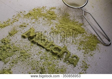 Matcha Green Tea From Shade-grown Tea Leaves