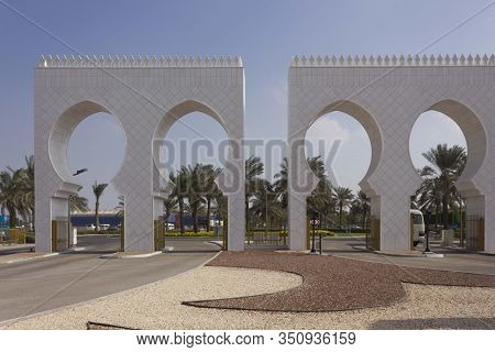 Abu Dhabi, Uae - December 28 2017: Gate Leading To The Mosque In Abu Dhabi