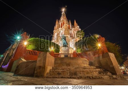 Sitio De La Unesco En San Miguel De Allende Long Exposure Night