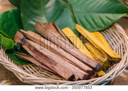 Eco-friendly Organic Natural Dyes Bark Wooden Raw Material For Local Ancestral Fabric Color Dyeing T
