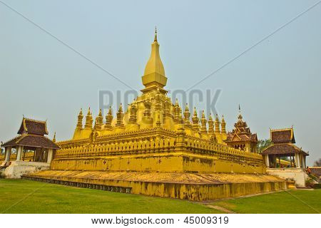 Pagoda w świątyni, Laos