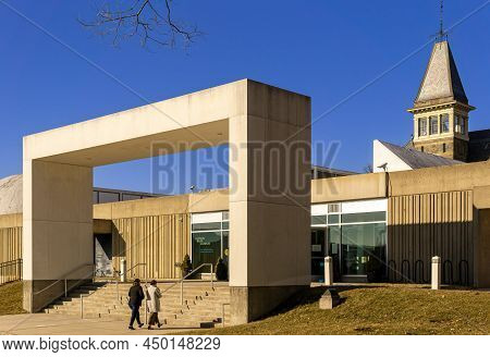 Yonkers, Ny - Usa - Feb 27, 2022 Three Quarter View To The Entrance Of The Hudson River Museum, An A