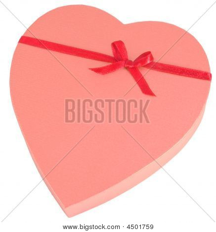 Caixa de Chocolate dourada com fita isolada em forma de coração