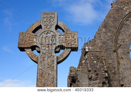 凯尔特语的石十字架