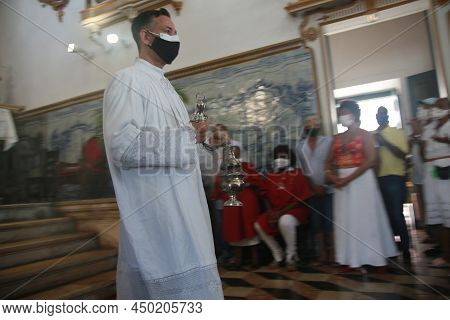 Salvador, Bahia, Brazil - December 13, 2021: Faithful Celebrate Santa Luzia Day - Patron Of Ophthalm